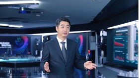 Ông Ken Hu, Chủ tịch Luân phiên của Huawei phát biểu tại HUAWEI CONNECT 2022