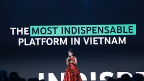 Bà Tammy Phan - Giám đốc tiếp thị, phụ trách Việt Nam, Google Châu Á - Thái Bình Dương phát biểu tại chương trình
