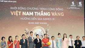 Hoa hậu Đỗ Thị Hà, Đỗ Mỹ Linh hào hứng ủng hộ chương trình “Việt Nam thắng vàng”