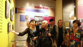 Nick Út và “Em bé Napalm” gặp gỡ sau 50 năm tại Hà Nội