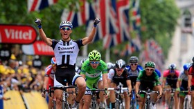 Marcel Kittel thắng 2 trong 3 chặng Tour de France 2014 trên lãnh thổ nước Anh