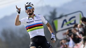 Julian Alaphilippe là niềm hi vọng của người Pháp tại Tour de France
