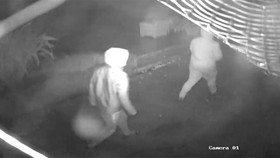 Hình ảnh những tên cướp cắt từ CCTV 