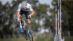 Mathieu van der Poel cũng là một tay đua mạnh của thế giới