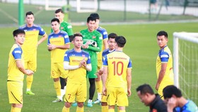 Đội tuyển Việt Nam hướng đến chiến thắng trước Thái Lan. Ảnh: Minh Hoàng
