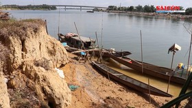 Sông ở Quảng Trị sạt lở tổng chiều dài 105km, 2.360 hộ bị ảnh hưởng