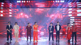 The Heroes mở màn với 4 nghệ sĩ KHOA, Annie, Hải Đăng Doo và Roy Nguyễn