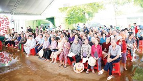 Hơn 700 bà con vùng sâu, vùng xa tham gia ngày khám bệnh sáng 7-8, được tổ chức  tại huyện Định Quán, tỉnh Đồng Nai