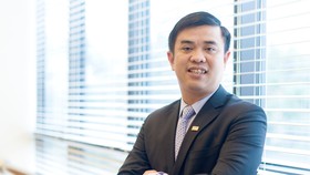 Ông Nguyễn Văn Lê làm Tổng giám đốc SHB từ năm 1999, khi mới 26 tuổi. Ảnh: SHB.