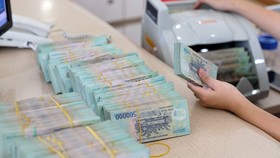 Từ 1-8-2022 áp dụng quy định mới về lãi suất rút trước hạn tiền gửi tại tổ chức tín dụng