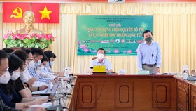 Chairman of the HCM CCommission for Overseas Vietnamese Affairs , Phung Cong Dung speaks at the conference. (Photo: SGGP)