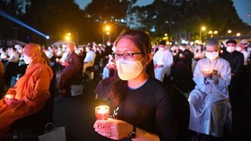 A national Covid-19 remembrance day to commemorate lives lost to the pandemic is held on November 19 in HCMC.