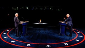 Cuộc tranh luận cuối cùng giữa đương kim Tổng thống Mỹ Donal Trump và ứng viên Joe Binden. Ảnh: REUTERS
