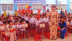 Công bố quyết định thành lập Trường Tiểu học Huỳnh Văn Bánh