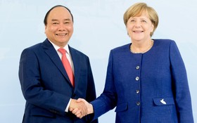 政府總理阮春福與德國總理默克爾會談。(圖源：互聯網)