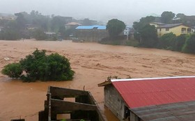 塞拉利昂共和國首都自由城最近遭強降雨侵襲發生嚴重洪澇及泥石流災害，已造成逾200人遇難。（圖源：互聯網）