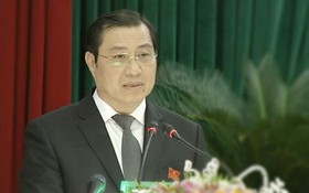 峴港市人委會主席黃德詩受警告處分。（圖源：互聯網）