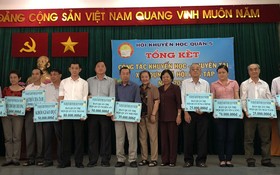 23個集體單位獲郡人委會表彰，其中有多個華人會館。