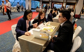 平仙公司代表與泰國企業對接。