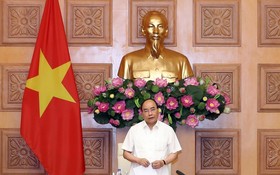 政府總理阮春福在會議上發表講話。（圖源：統一）