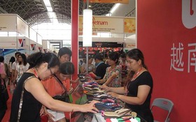 中國消費者踴躍購買Biti's鞋子。