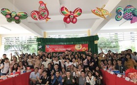 上百名學生參加中秋節專題活動。