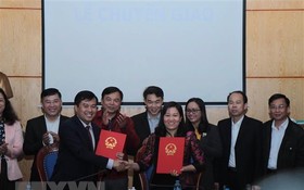 北件省國會代表團辦公廳移交簽署儀式。（圖源：越通社）