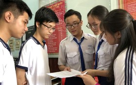 文朗有最多華人學生參加斯次會考，共5名。