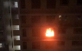 Eratown公寓A2座十二樓某住房單位冒出熊熊大火。（圖源：CDCC）