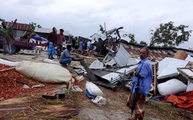 印度遭近年來最強熱帶氣旋「法尼」侵襲，在東岸奧里薩邦至少有12人死亡。（圖源：互聯網）