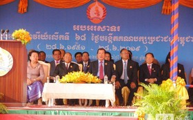 柬埔寨人民黨在鑽石島隆重舉行黨慶。 （圖源：柬中時報）