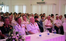 越南人民海軍傳統聚會現場一瞥。（圖源：越通社）