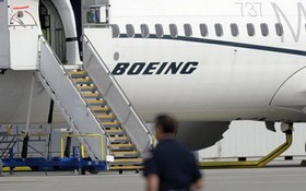 美國兩家航空公司宣佈，再次推遲復飛波音737MAX飛機航班的時間，將停飛時間延長至明年3月初。（示意圖源：AP）