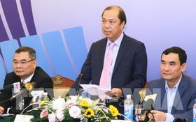 外交部副部長阮國勇在國際記者會上發言。（圖源：越通社）