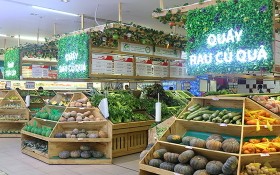 超市裡多個攤位上擺售許多種類的農產品。（示意圖源：田升）