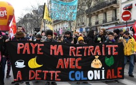 當地時間29日，法國10萬人繼續走上街頭，堅持抗議遊行，響應罷工，反對政府推動的退休制度改革。（圖源：互聯網）