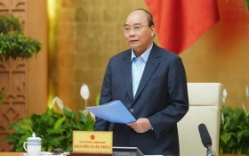 政府總理阮春福主持會議並發表講話。（圖源：VGP）