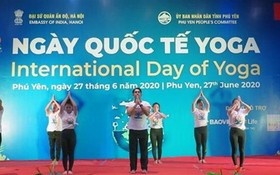 在富安省舉行的國際瑜伽日活動。（圖源：互聯網）