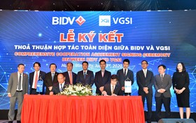 越南GS Industry(VGSI)投資主與越南投資暨開發銀行(BIDV)日前正式簽署ZEITGEIST超都市第一分區項目全面戰略合作協議。