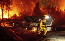截至當地時間9月30日，美國加州2020年山火季的燃燒面積已超過380萬英畝，為有記錄以來的最高水平。（圖源：互聯網）