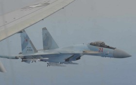 俄美軍機在空中對峙。（圖源：互聯網）