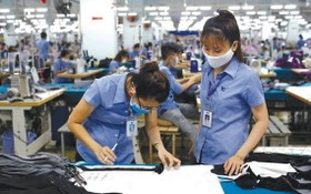 越南紡織品成衣出口到歐洲市場。
