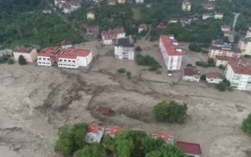 土耳其黑海地區洪災致 82 人遇難。（圖源：互聯網）