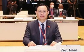 越南國會主席王廷惠出席第五次世界議長大會開幕儀式。（圖源：Quochoi.vn）