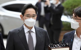 韓國三星電子副會長李在鎔因違反毒品類管理法一案，26日法院判有罪。（圖源：AFP）