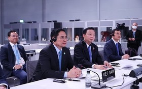出席聯合國氣候變化框架公約第 26次締約方大會的越南代表團。（圖：越通社）
