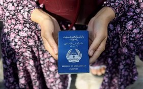 阿富汗護照。（圖：Getty Images）