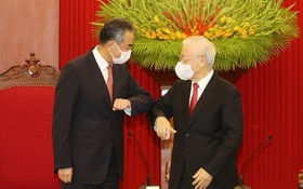 黨中央總書記阮富仲接見中國國務委員兼外交部長王毅。