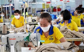 平政縣Dony公司的製衣廠在工人復工後須以200%的產能運行 以完成在4個月內累積的貨單。
