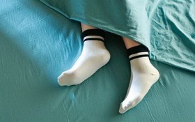 穿襪子睡覺能助眠與改善手腳冰涼？